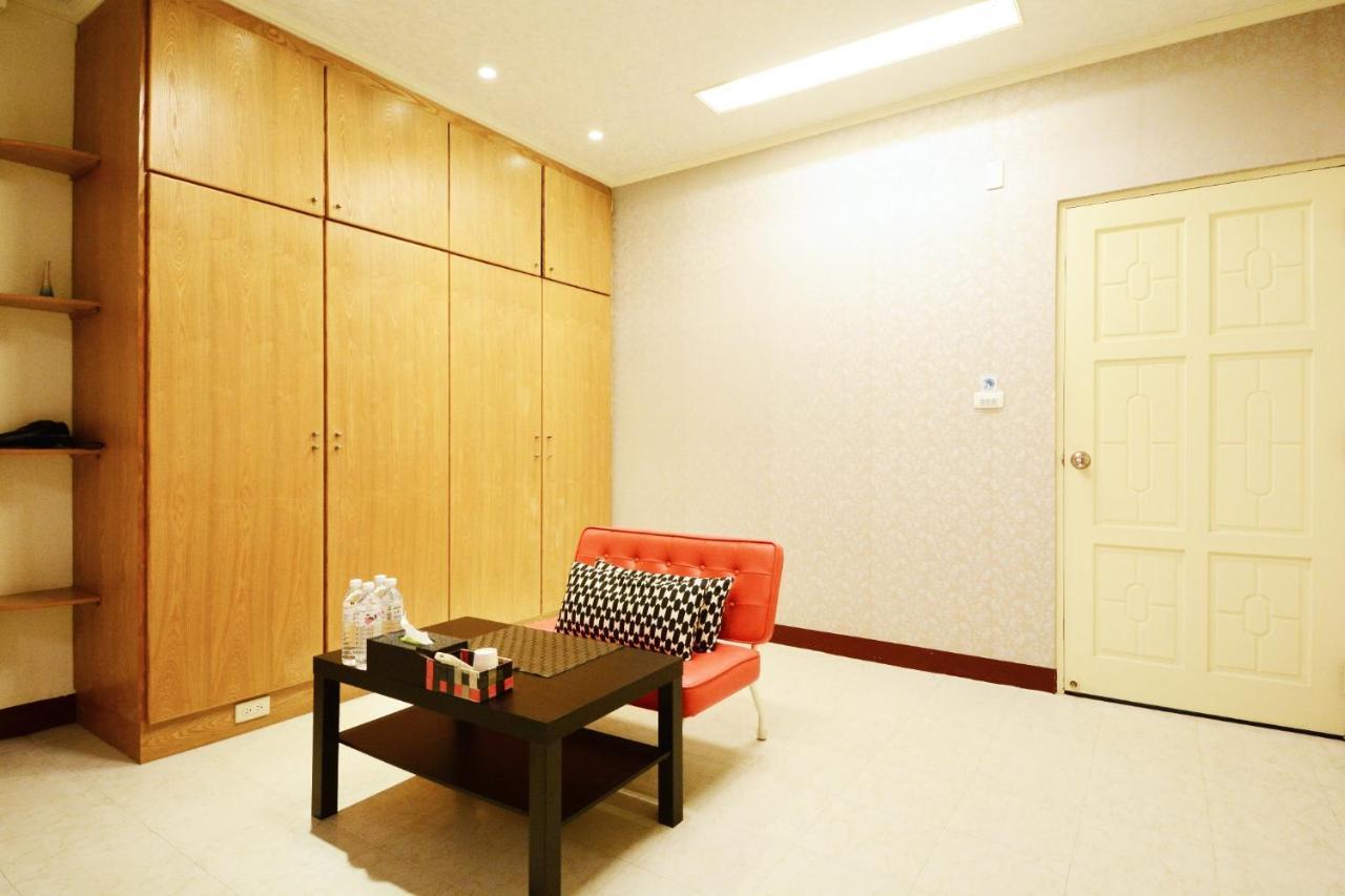 Ariyoshi Ya Apartment Đài Nam Ngoại thất bức ảnh
